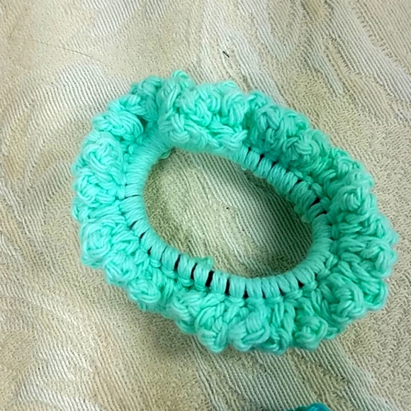 Scrunchies lot of 4 bundle yellow blue green pink crotchet handmade - Picture 5 of 7